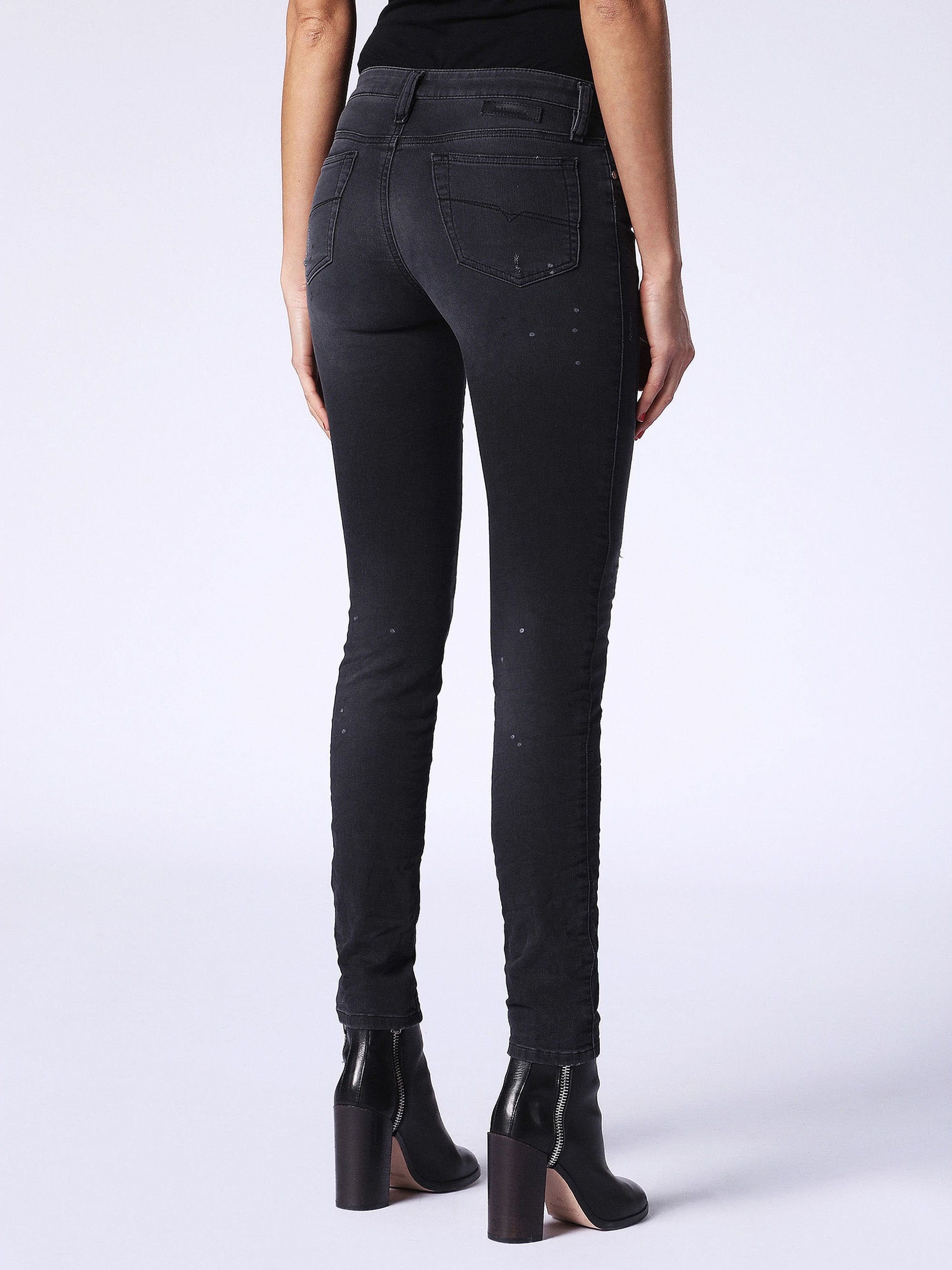 Modelli di pantaloni per un sedere perfetto!
