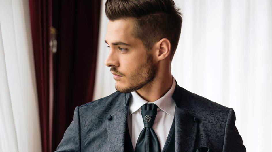 Mann, sieht der gut aus! Die schönsten Bräutigam-Outfits 2018