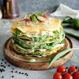 Crepes rellenos de aguacate - Recetas originales con aguacate