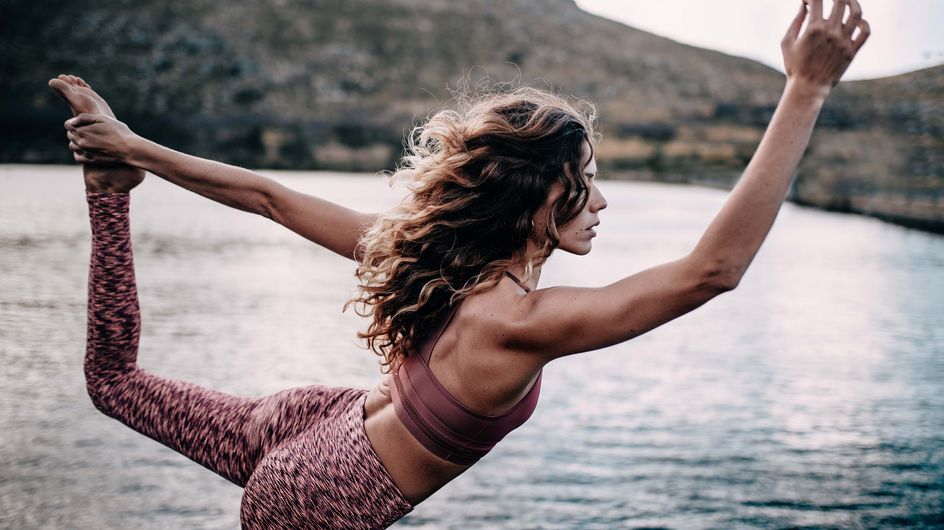 20 posturas de yoga para todos los niveles