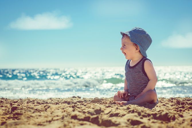 ideas de nombres neutros para bebés