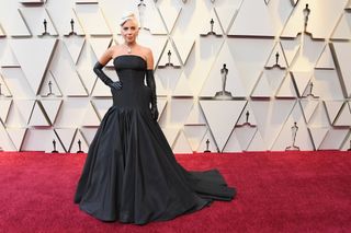 Oscars 2019 Die Tops Und Flops Vom Roten Teppich Fotoalbum