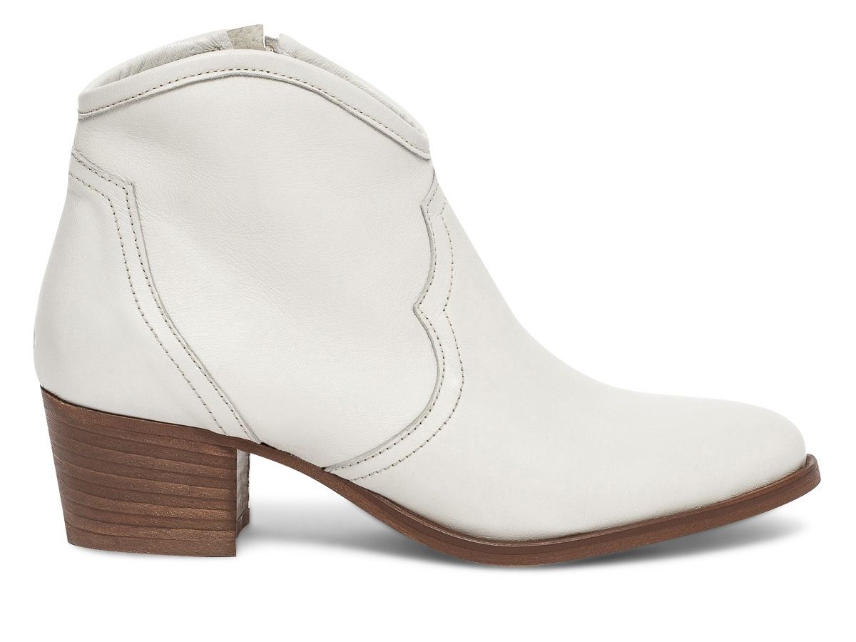 chaussure blanche tendance