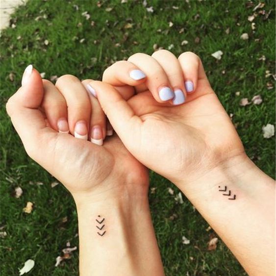 Tatuajes para amigas: 30 diseños con los que llevar vuestra amistad en la  piel