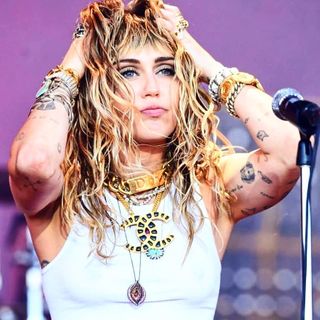 La Miley más rebelde ha vuelto para quedarse