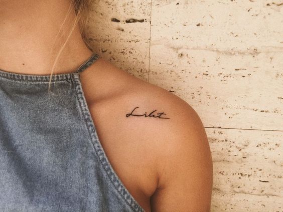 Tatuajes pequeños para mujer: 30 ideas inspiradoras en clave minimal