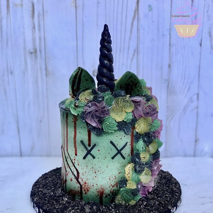 Top Des Plus Beaux Gateaux Licorne D Halloween Reperes Sur Pinterest
