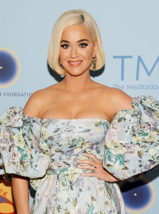 ¿Serías capaz de llevar alguno de los peinados de Katy?