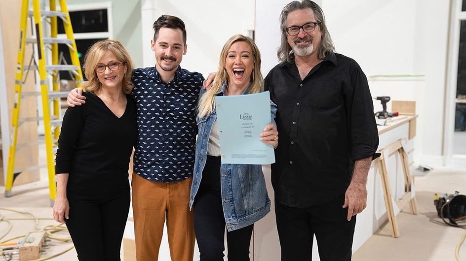 ¡Primeras imágenes del rodaje de Lizzie McGuire! Así ha evolucionado Hilary Duff en estos 15 años