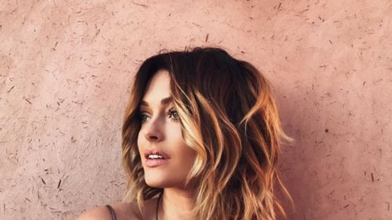 balayage miel sur cheveux chatain foncé