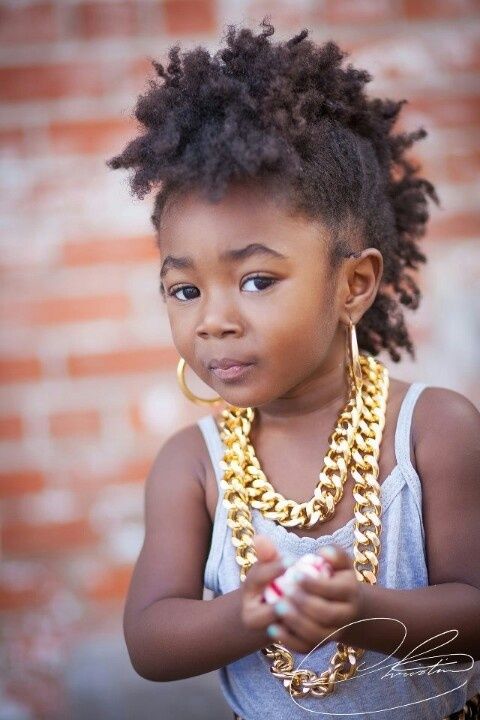 25 Idees De Coiffures Afro Pour Petites Filles