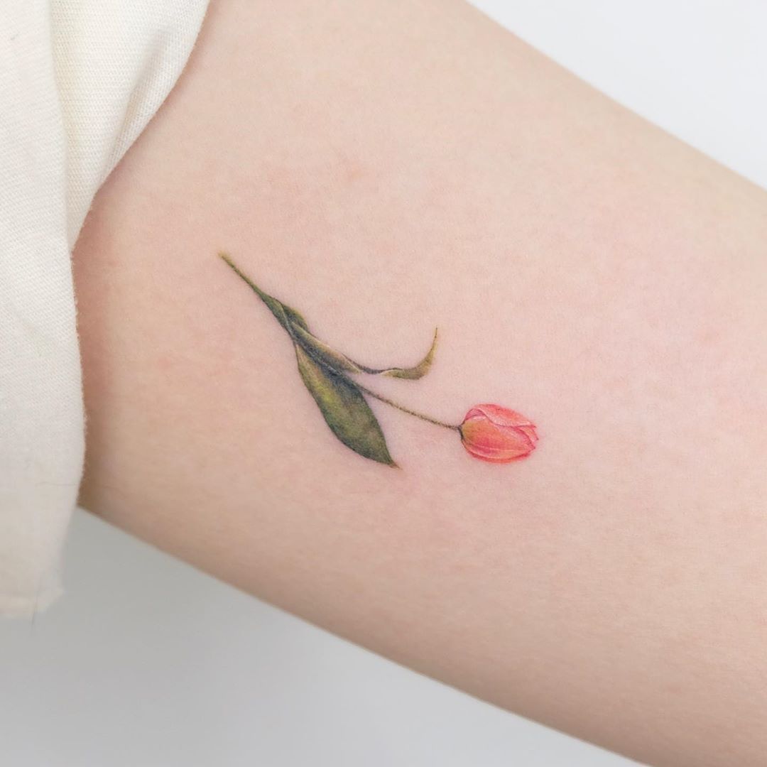Fleur De Cerisier Tatouage Minimaliste 30 tatouages floraux minimalistes qui nous font craquer !
