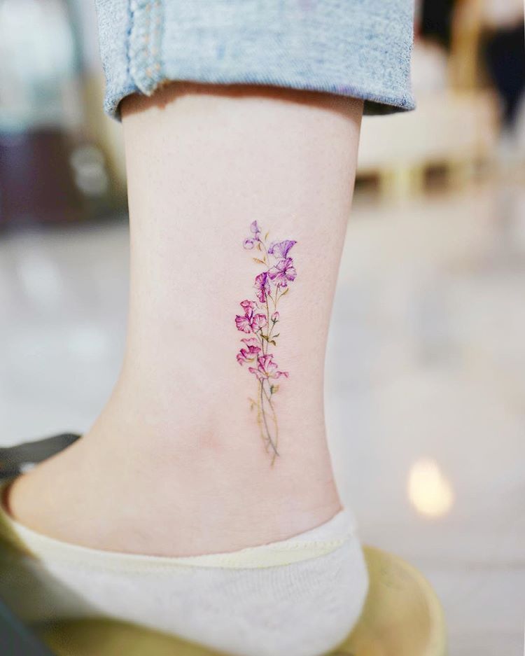 30 Tatouages Floraux Minimalistes Qui Nous Font Craquer