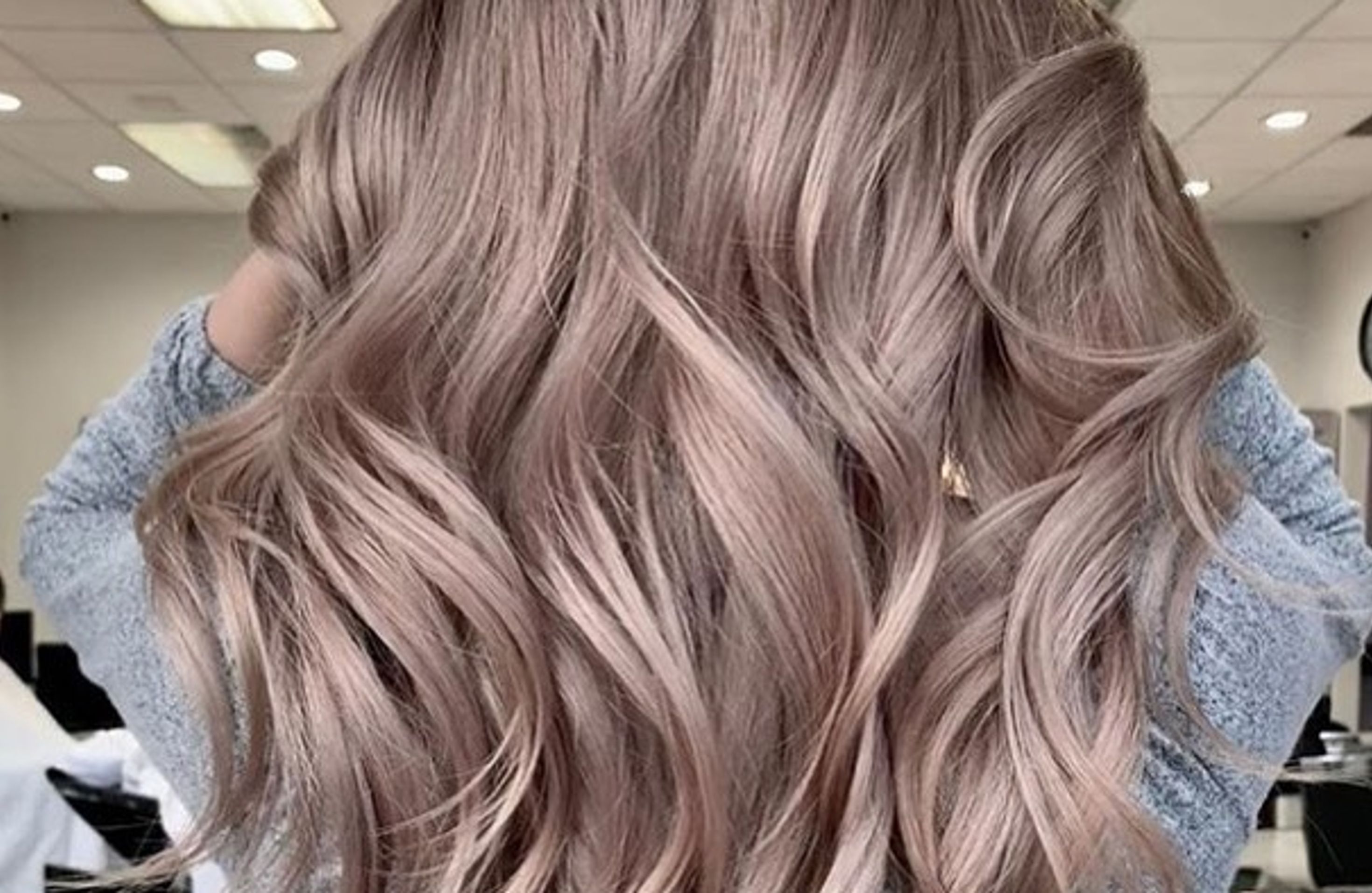Coloration blond cacao