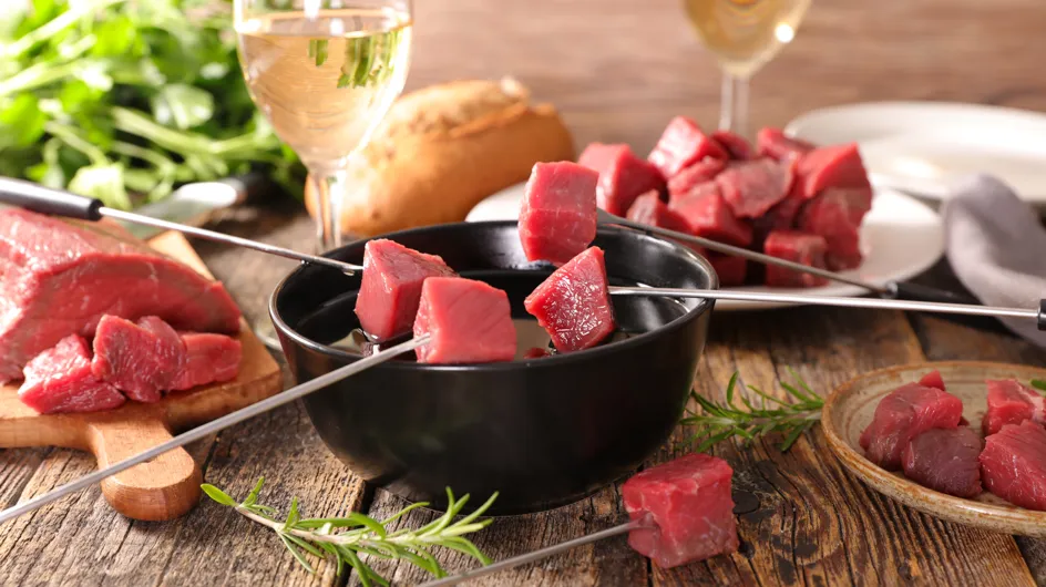 Pas-à-pas : la fondue bourguignonne et ses sauces d&#039;accompagnement