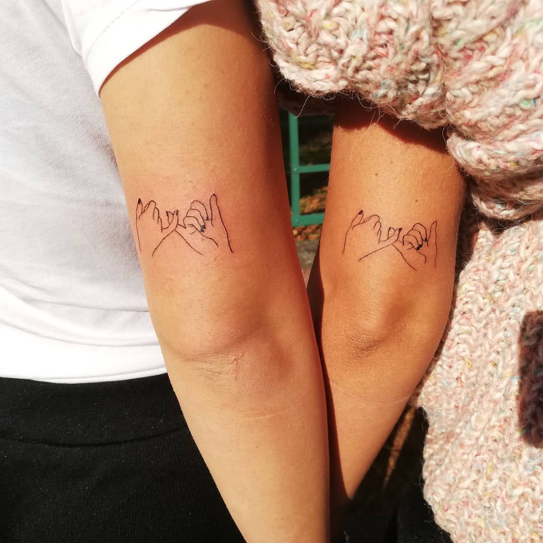 Tatouage Amitié Homme Femme Tatouage amitié : 50 idées de tattoos à partager avec sa BFF
