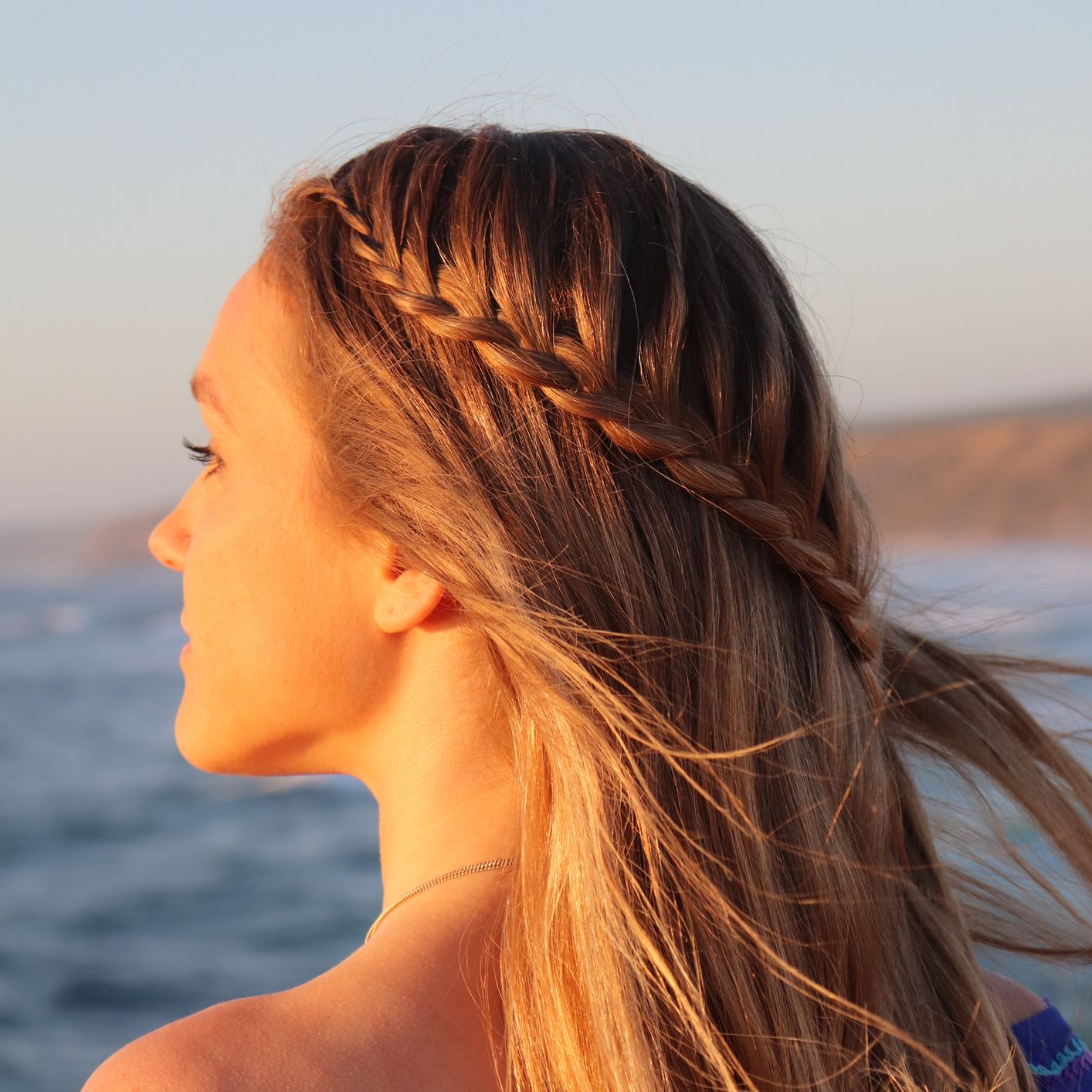 Traumhaft Schone Boho Frisuren Mit Federn Amp Blumen In Den Sommer