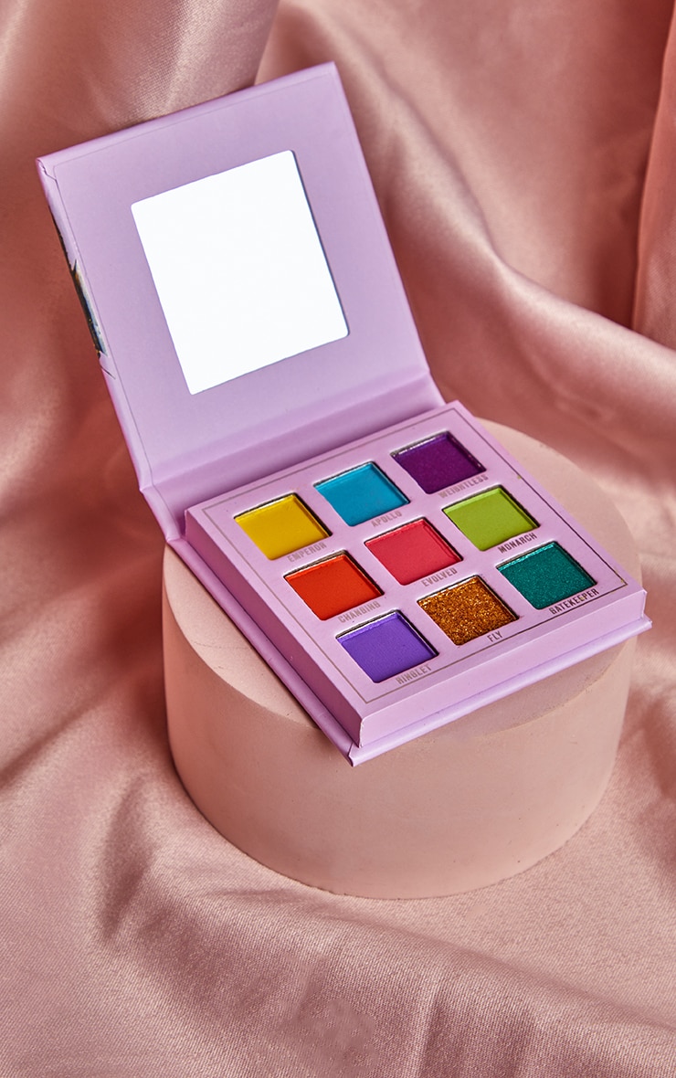 Seize palettes de maquillage éblouissantes qui célèbrent les fêtes