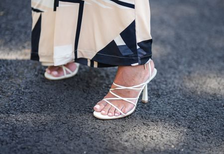 Les plus belles sandales pour pieds fins de l'été 2022