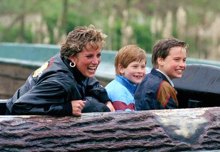 PHOTOS : Lady Di et ses fils, les clichés les plus touchants de la princesse avec Harry et William