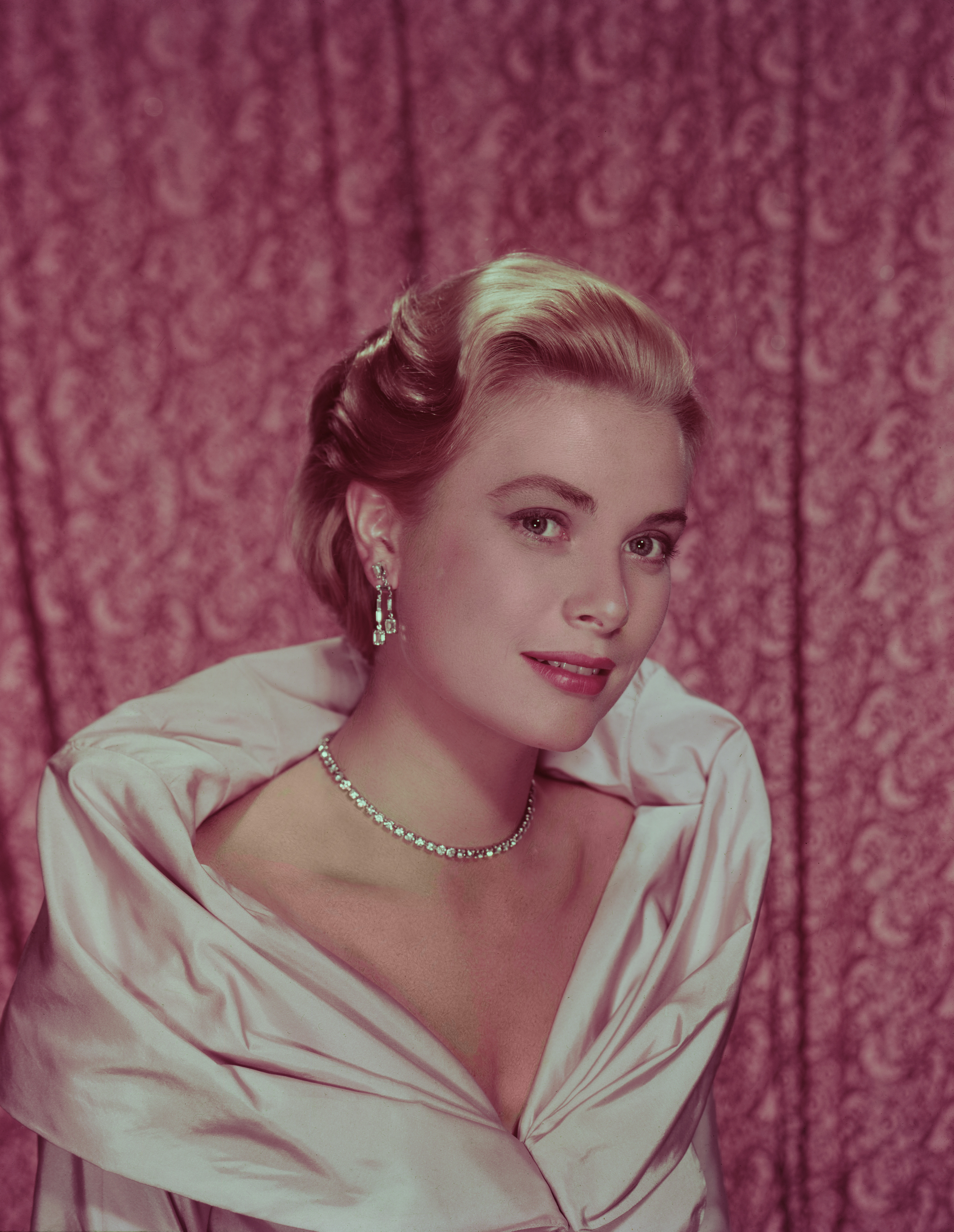 PHOTOS. Camille Gottlieb véritable sosie de Grace Kelly de Monaco