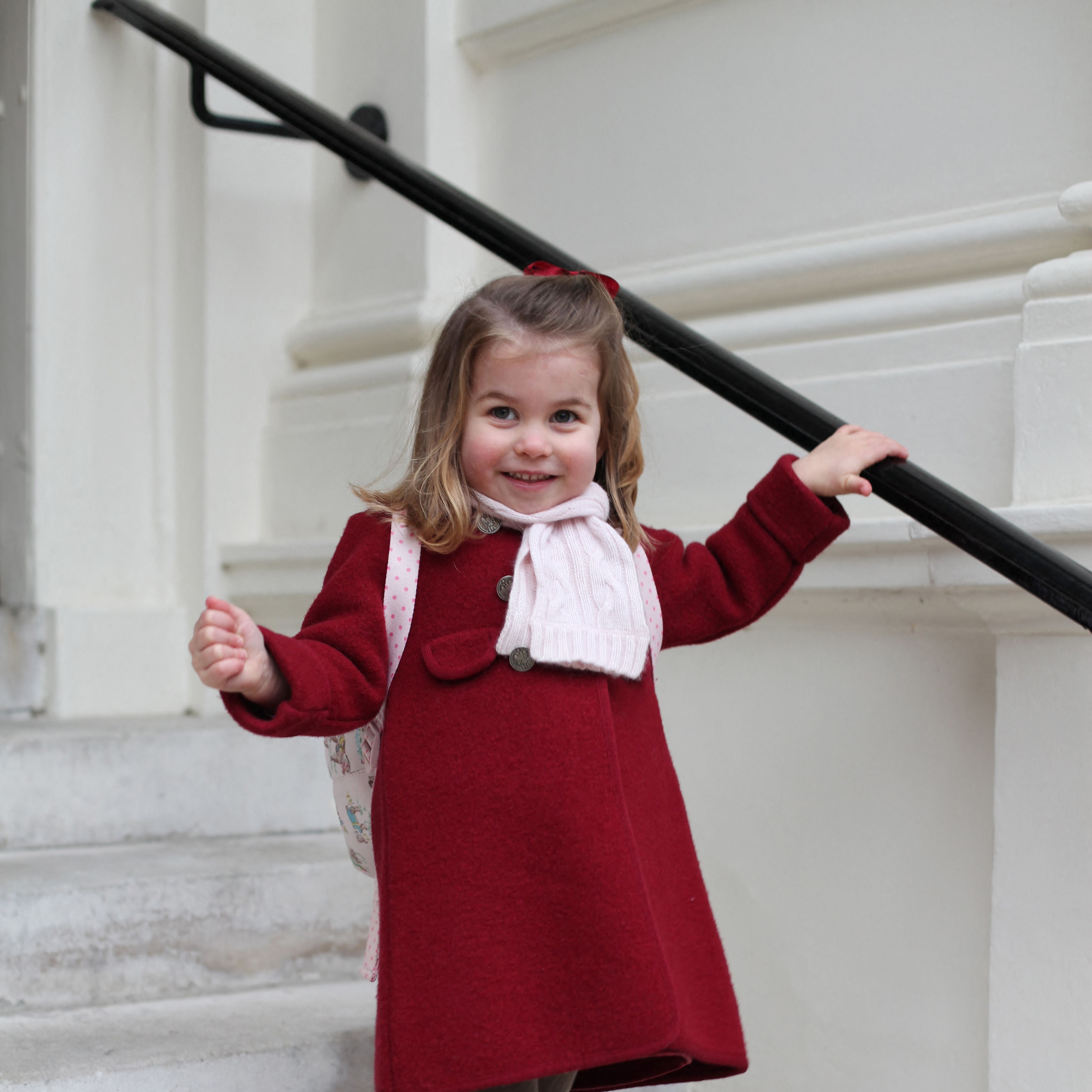 15 coiffures pour petite fille inspirées de Charlotte de Cambridge !