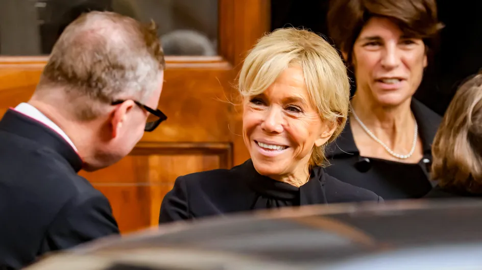 PHOTOS. Brigitte Macron : son total look noir pour rendre visite au pape