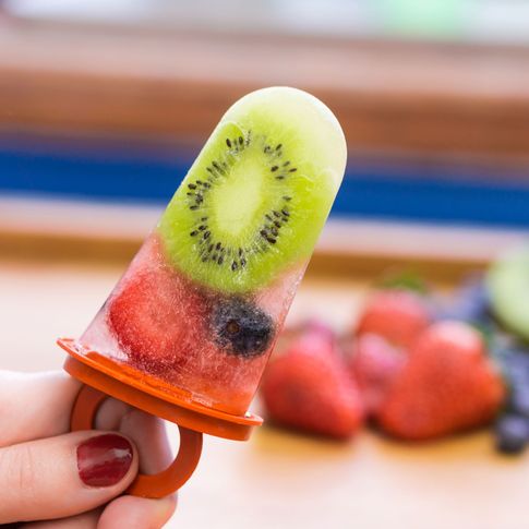 Eiskalt abgekühlt: Fruchteis ganz leicht selbermachen