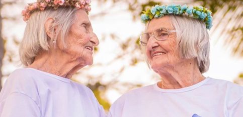 ¡Estas hermanas gemelas han cumplido 100 años!