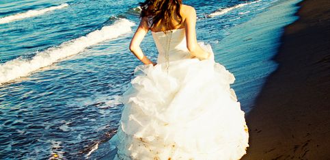 Quemar el vestido de novia, la última tendencia