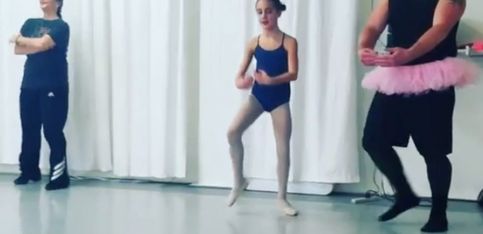 ¡En esta clase de ballet los padres también bailan!