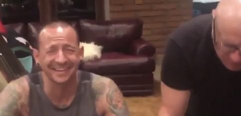 ¡El último vídeo del cantante de Linkin Park antes de suicidarse!