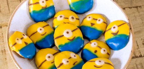 Süße Minion-Plätzchen: So einfach kannst du die Kekse selbst backen