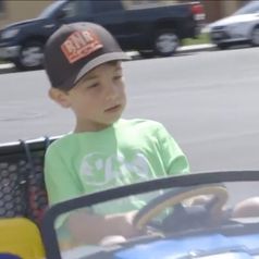 Esta empresa de reciclaje es un niño de 7 años