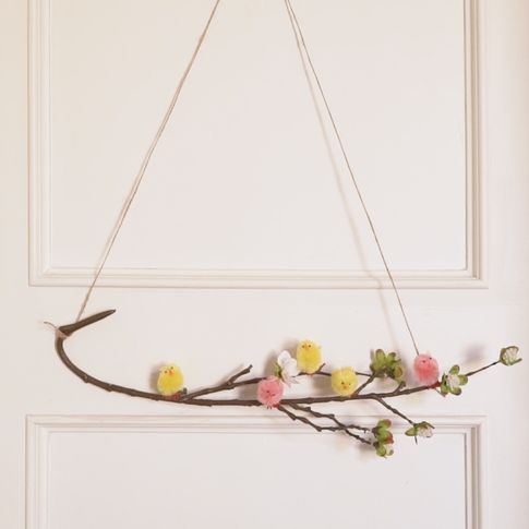 Oster-DIY: Dieser Deko-Ast weckt Frühlingsgefühle