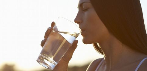 8 signos para detectar la deshidratación