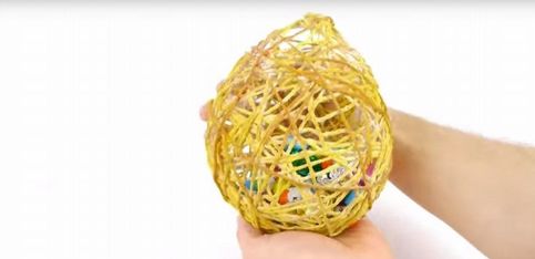 Manualidad: cómo hacer un nido de huevos de Pascua
