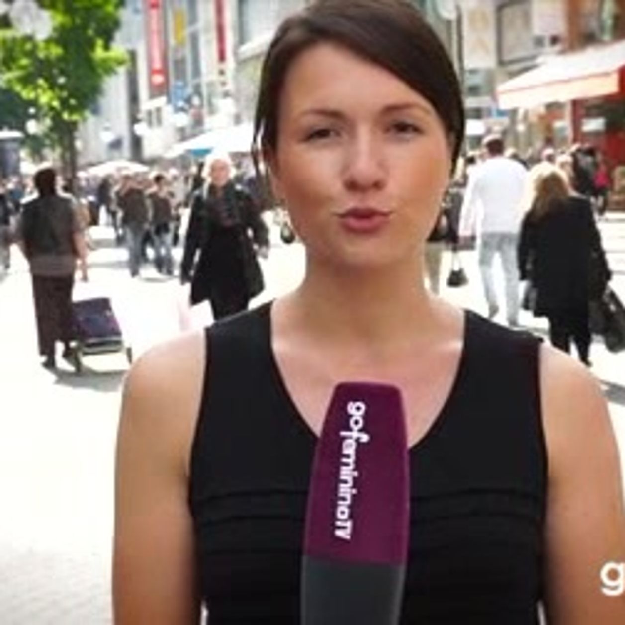 Zwei Atemberaubende Schönheiten Wollen Absolut Fit Bleiben Und Sex Haben Zwei Atemberaubende Schönheiten Wollen Absolut Fit Bleiben Und Sex Haben