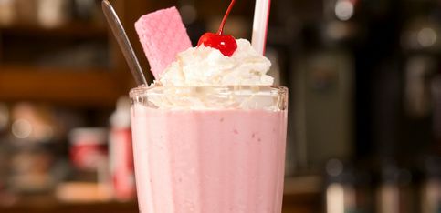 Comment faire un milk-shake à la fraise ?