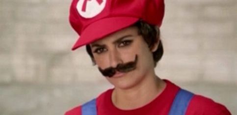 ¡Penélope Cruz se convierte en Super Mario!