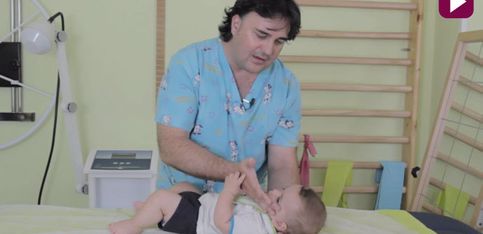 ¿Cómo evitar los aplanamientos en la cabeza de nuestro bebé?