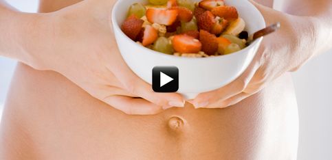 Alimentazione in allattamento: cosa mangiare e cosa evitare? (Video)