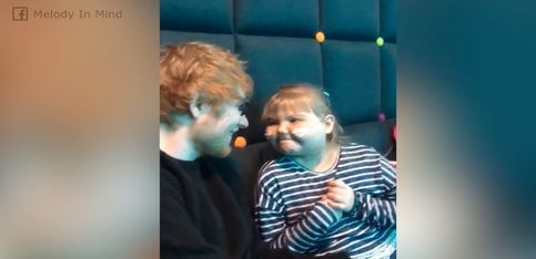 ¡Esta pequeñaja logra su sueño de conocer a Ed Sheeran!