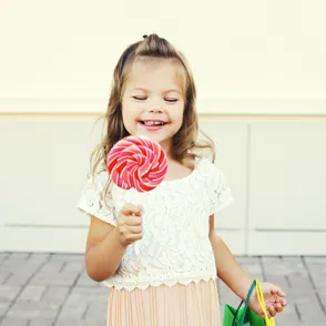 ¡Ficha sus looks más cálidos! Las tendencias mini que reinarán esta temporada