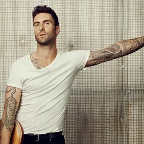 Adam Levine, el hombre más sexy sobre el escenario