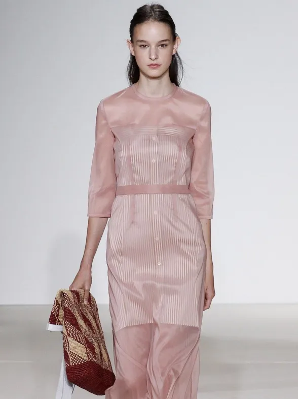 Victoria Beckham y su oda a la delicadeza en la NYFW
