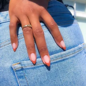 Uñas coral, ¿por qué deben ser tu elección para este verano?