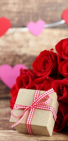 Cosa regalare a San Valentino: idee regalo originali per lei