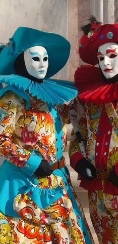 Costumi Carnevale coppia: idee originali e divertenti per travestirti con il tuo partner!