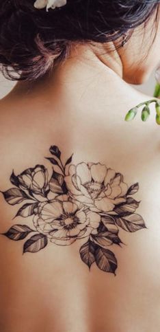 Flower power: 21 tatuagens de flor para se apaixonar já